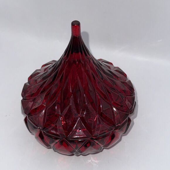 Godinger Hershey’s Kisses Crystal Red Candy Dish Bowl Display Gift - Picture 2 of 7